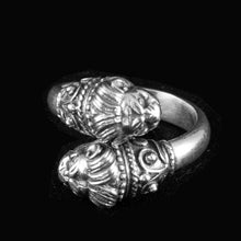 Load image into Gallery viewer, Lion Head Silver Ring - Size Between Us 6 to 9 - Symbol of Strength
