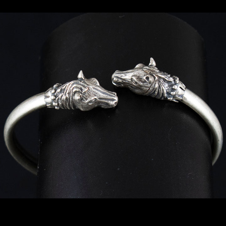 Horse Head Silver Bracelet - Symbol of Wealth - Prosperity