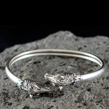 Load image into Gallery viewer, Horse Head Silver Bracelet - Symbol of Wealth - Prosperity
