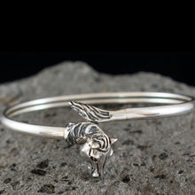 Load image into Gallery viewer, Horse Head Silver Bracelet - Symbol of Wealth - Prosperity
