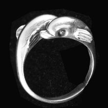 Load image into Gallery viewer, Minoan Dolphins Head Silver Ring Size Between Us 6 to 8 1/2 - High Quality Item
