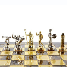 Load image into Gallery viewer, Discus Thrower Chess Set - Brass Nickel Pawns - Brown chess Board
